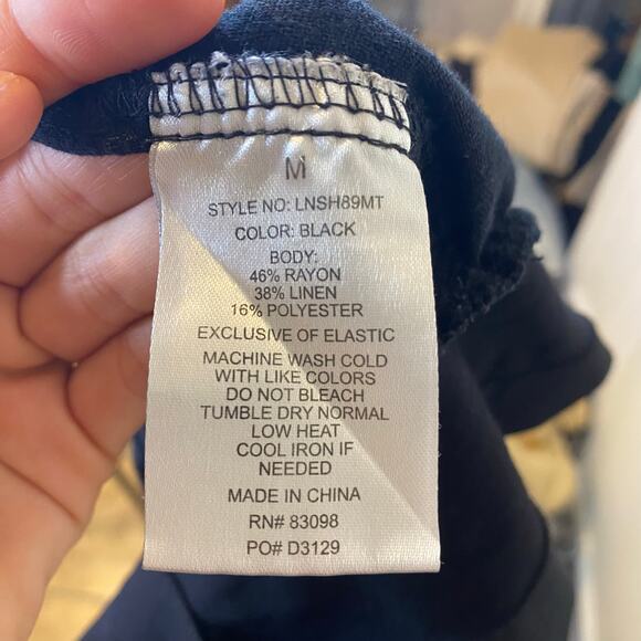 Cisono Maternity Black Linen Blend Shorts Size Medium - Picture 6 of 6